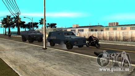 SWAT und FBI-Truck fahren durch die Straßen von für GTA San Andreas