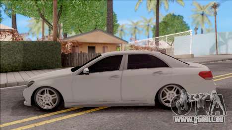 Mercedes-Benz E250 pour GTA San Andreas