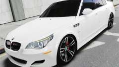 BMW M5 E60 White Stock pour GTA 4