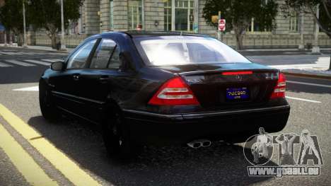 Mercedes-Benz C32 MR V1.1 pour GTA 4